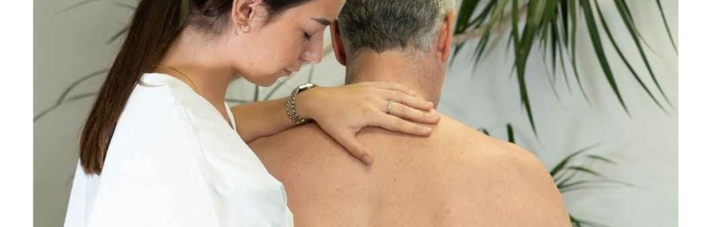 Douleurs et tensions chez l&rsquo;adulte : l&rsquo;ostéopathie, votre allié bien-être pour vous soulager naturellement